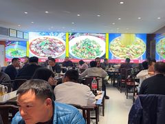 -川流不息·地道川菜·小龙虾(松东路店)