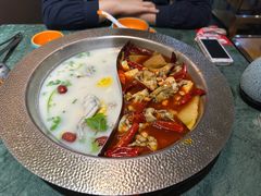 -麻田会 ·鲜活现烹·牛蛙火锅(珠江新城维家思广场店)