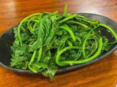 蒜炒地瓜叶-阿勇鲁肉饭(虹井路店)