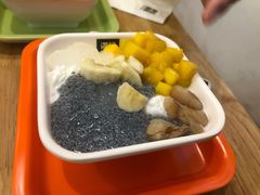白雪黑珍珠-满记甜品(王府井北京市百货大楼店)