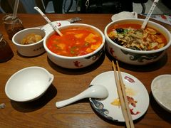 -渝是乎酸菜鱼(龙旗购物中心店)