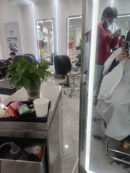 -Coo Hair salon