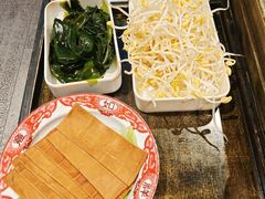 -宽板凳老灶火锅(台湾街店)