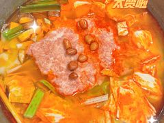 -城墙拐拐火锅(三峡广场黑金冠店)