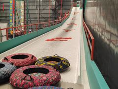 -极限PLAY运动娱乐新世界·团建派对潮玩休闲馆·室内蹦极高空游乐园
