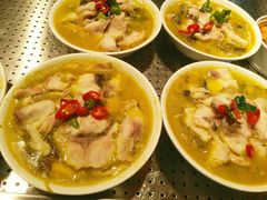 酸菜鱼片-姑苏鸿昌兴大食堂(中山北路店)