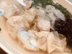 小馄饨-凤起龙游老面包子(凯德晶品店)