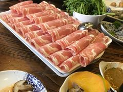 -楼外楼大刀肉传统火锅(西安大路店)