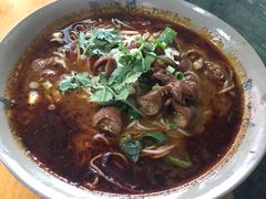 -丁丁猫重庆小面(徐州路店)