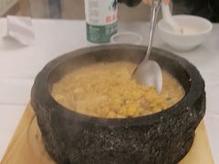 -品海楼·大连海胆锅贴馆(东港店)