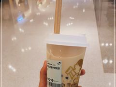 -喜茶(北京华贸购物中心店)