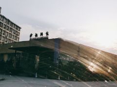 -沙龙酒家