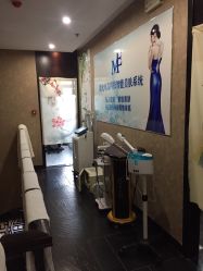 -威思丽高温瑜伽会馆