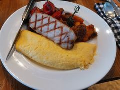 -ROAST coffee & eatery