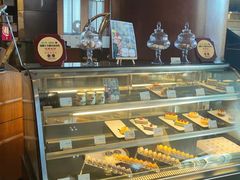 面包甜点陈列柜-翠湖六号全日制西餐厅(翠湖宾馆店)