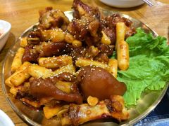 -喇喇排骨火锅·传统韩式脊骨汤(望京西园总店)