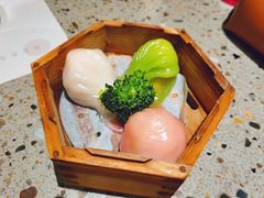 -小鹅皇港式餐厅(新抚万达店)