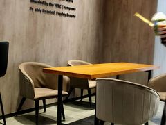 -瑞幸咖啡(呼市维多利万悦城店)