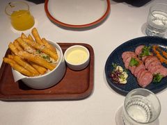 -阿妮叶李(光谷世界城店)