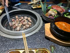 -红泥小火炉·东北泥炉烤肉(天一旗舰店)