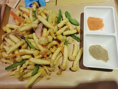 翠花炸鲜蘑-关东小磨东北菜(上海长风大悦城店)