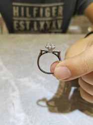 -珂兰钻石(美美2购物中心店)