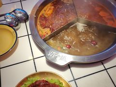 -两个庆火锅公司(昌平府学路店)