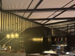-瑰丽酒店·海吧·天际下午茶·现场DJ·天台酒吧