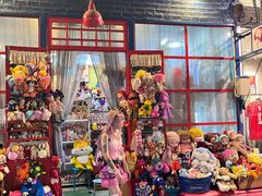 -席娜卡琳火车铁道夜市