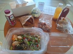 -榮泰米粉湯(Left Shop)