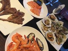 -唐拉雅秀酒店-西锦汇空中BBQ·思创餐厅