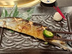 -铭牛烧肉·和牛海鲜自助(高新月牙湖店)