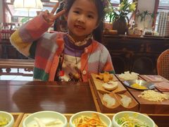 -银米·云南传统过桥米线(双廊黑金冠店)