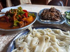 -维吾尔餐厅(宜山路店)