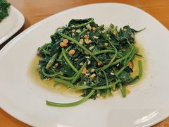 -老板很二(吉大店)