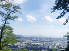 景点-灵岩山风景区