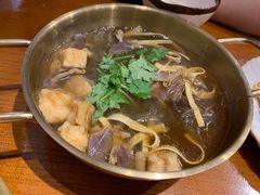 鸭血粉丝汤-龍堂蟹黄小笼包(万家丽店)