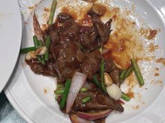 -凤凰园烤鸭店·唐山菜·传承花椒肉(老唐丰路店)