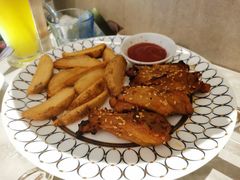 -必胜客(东大桥店)