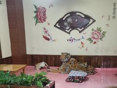 -果松木炭酸菜铜火锅·外婆参鸡汤