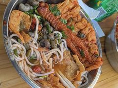-柳州肥姨妈大骨螺蛳粉(东靖路店)