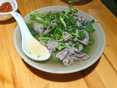 -大众跷脚牛肉馆·非遗传承单位(峨眉山店)