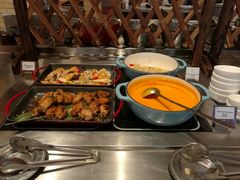 -圣丰索菲特·2 On 988 Café 自助餐厅