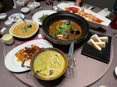 -香山湖家家宴(中山陵店)