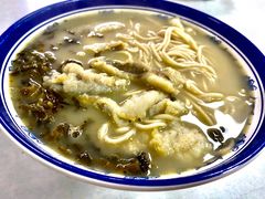 招牌黄鱼面-明呈黄鱼面馆(斜土路店)