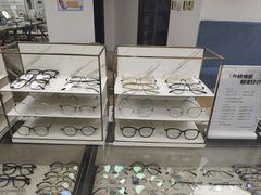 -优视觉视光中心•青少年近视防控(新世界中心写字楼店)