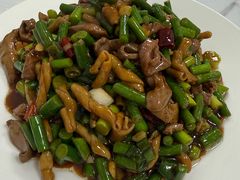 -余杨鸭鸭餐厅