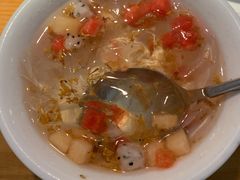 -江渔儿酸菜鱼专门店(明珠广场店)