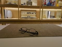 -茂昌眼镜(南京东路店)