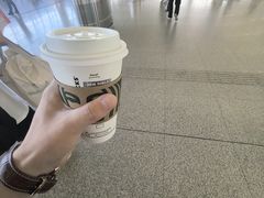-星巴克(西安机场1店T3到达店)
